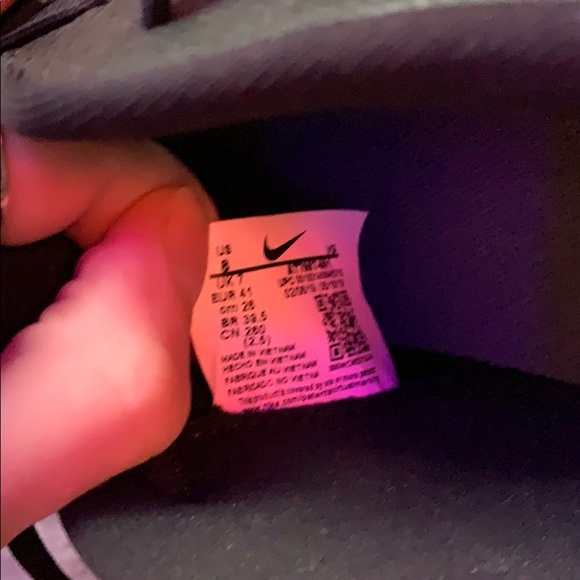 black indoor soccer shoes - Picture 4 of 4